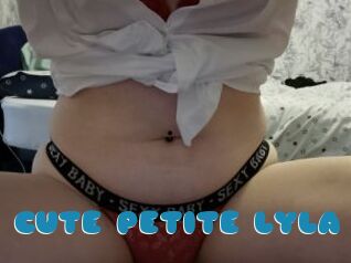 CUTE_PETITE_LYLA