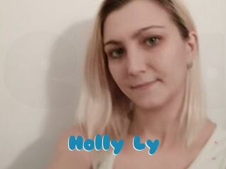 Holly_Ly