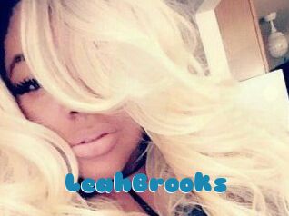 Leah_Brooks
